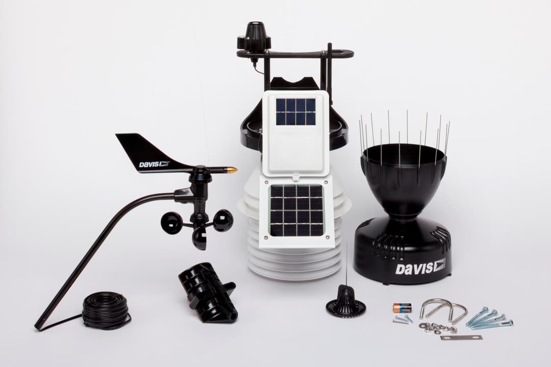 Davis Vantage Pro2 GroWeather with FARS ISS 6825NZ ( Wireless)